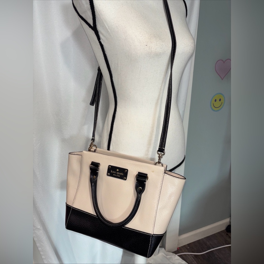 Kate Spade New York Wellesley Small Crossbody Leather Camryn Bag